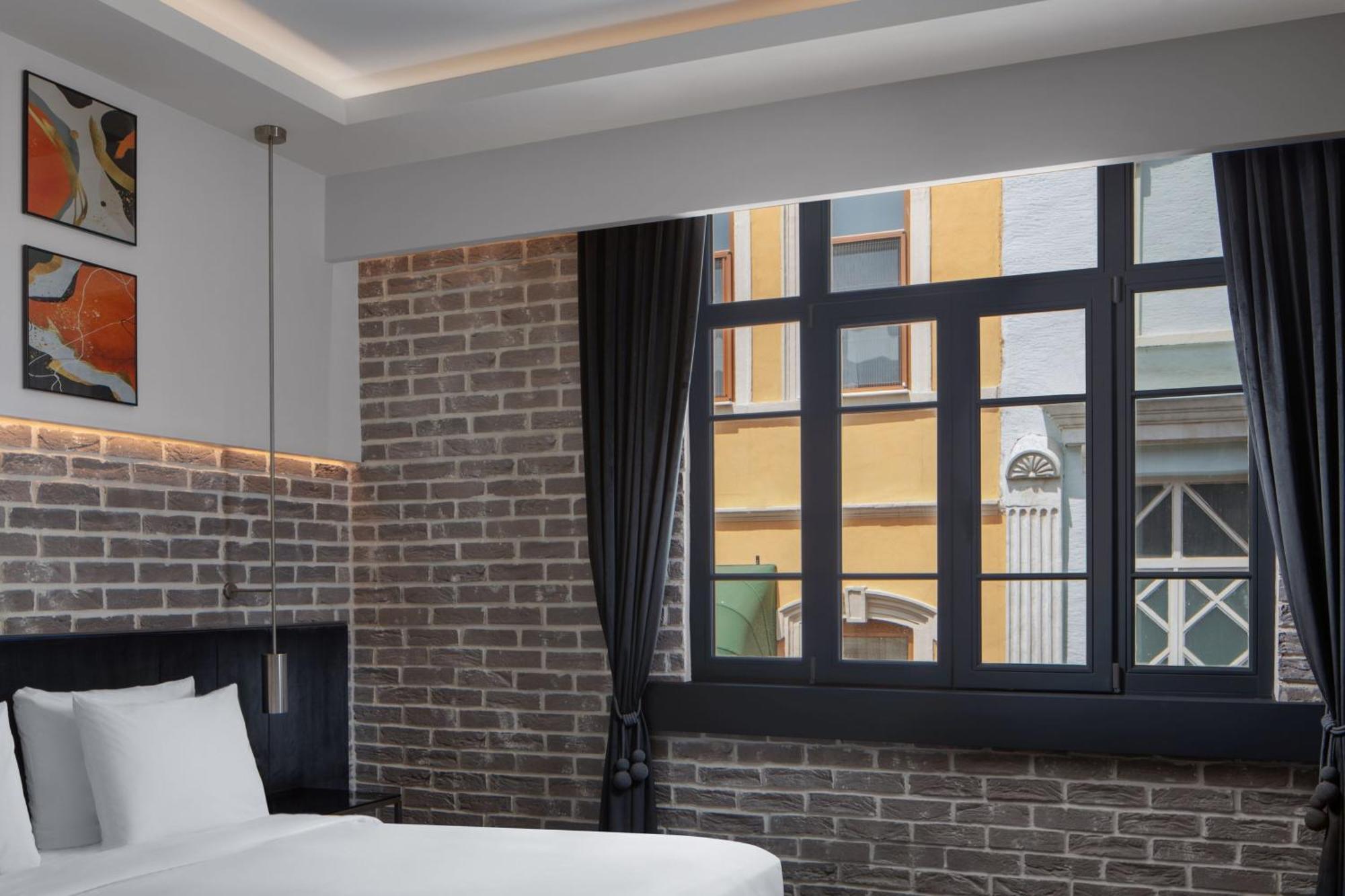 Decamondo Galata, A Tribute Portfolio Hotel 5*