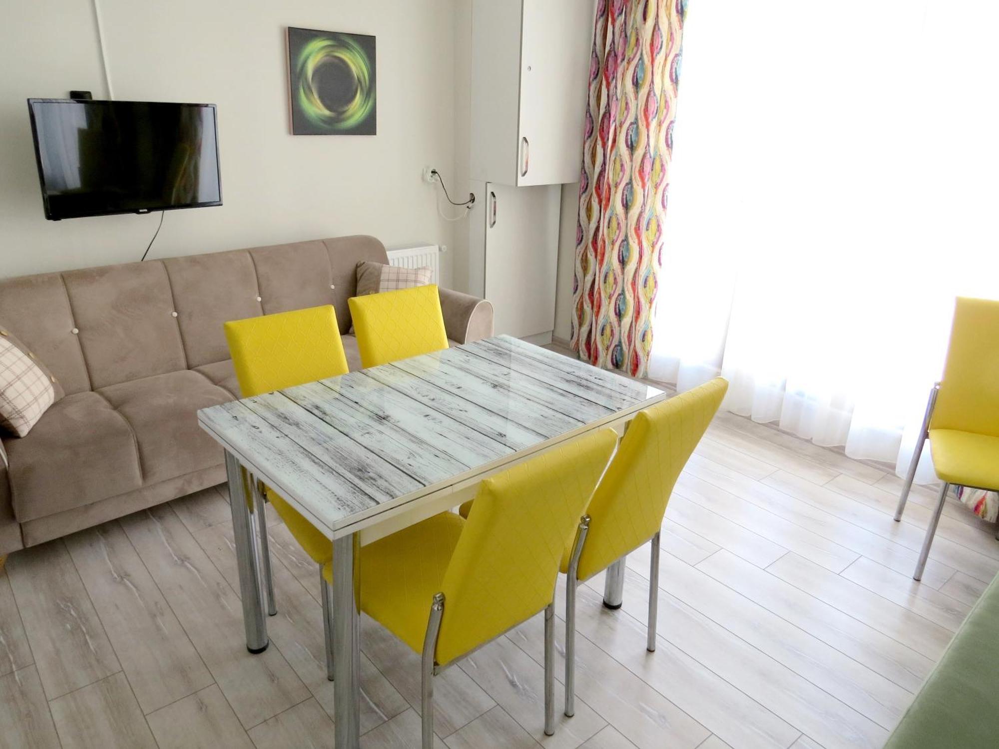 Istanberry - Paradise Two Bedroom Aparthotel *