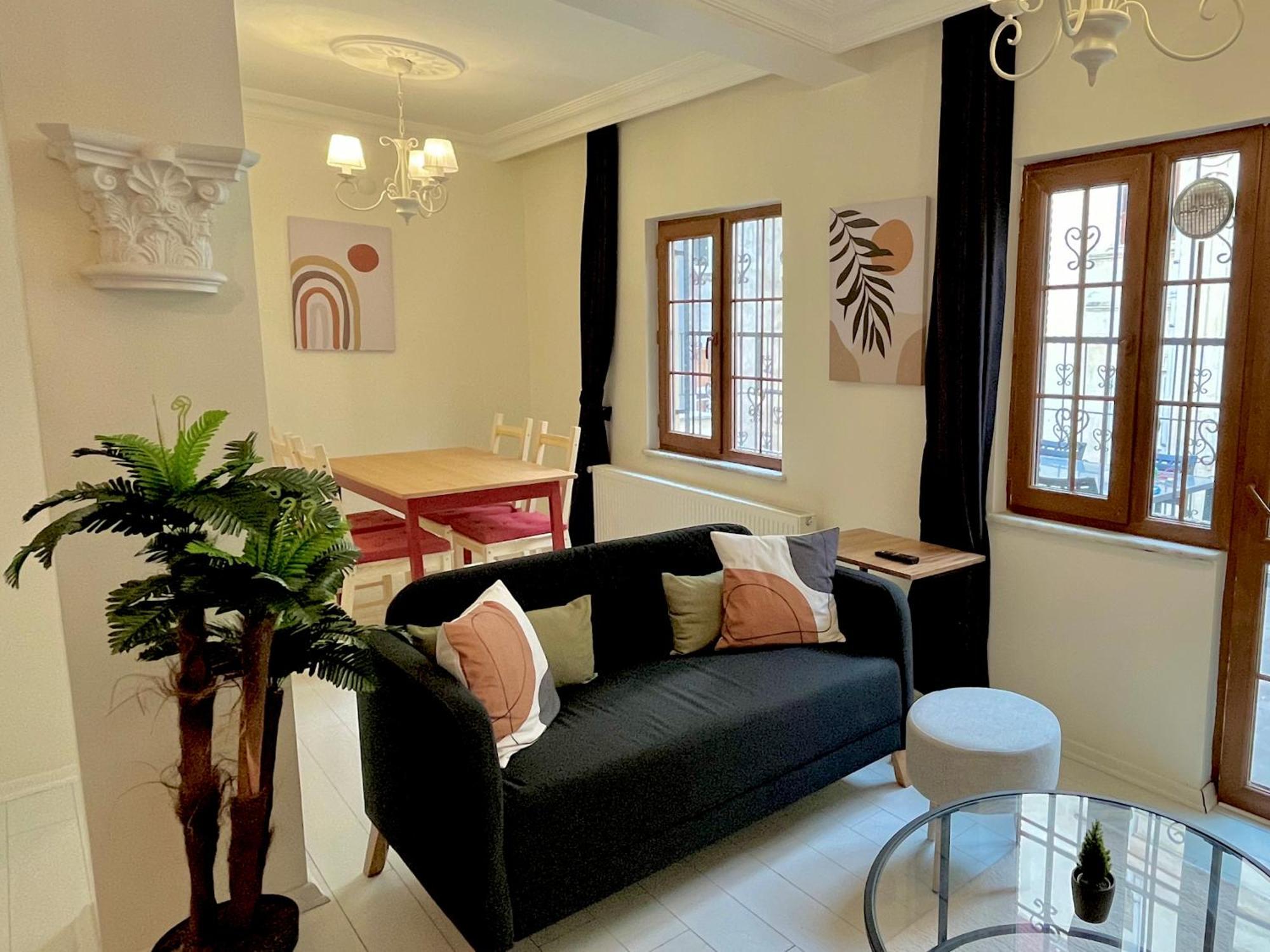 W/ New Furnitures Next To Istiklal Street And Taksim Square Aparthotel *
