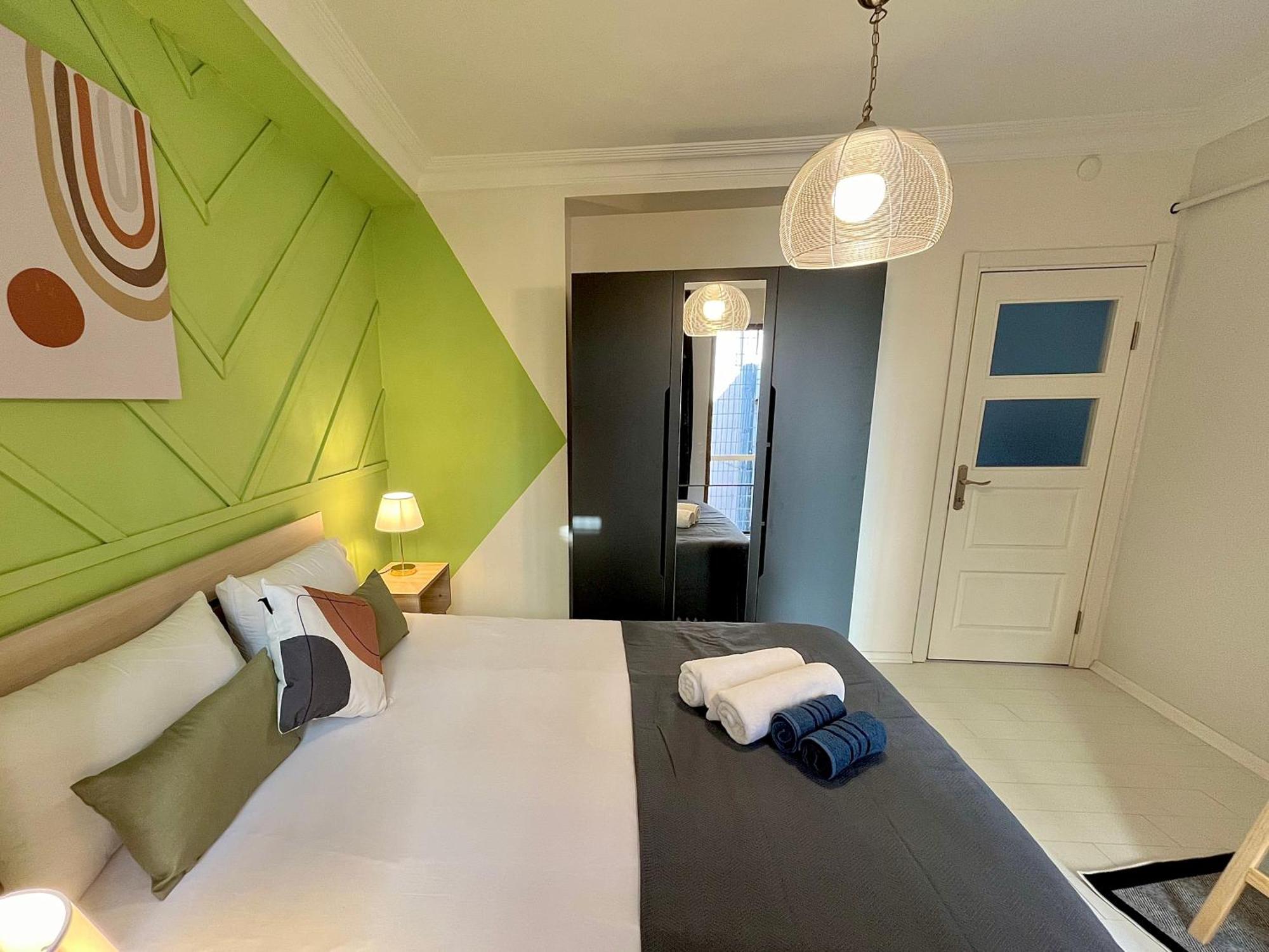 W/ New Furnitures Next To Istiklal Street And Taksim Square *