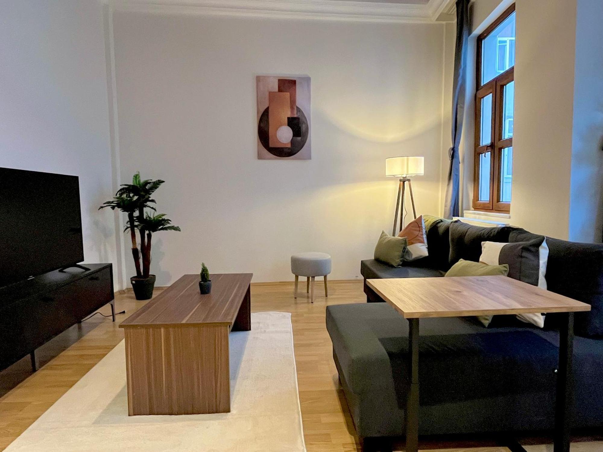 W/ New Furnitures Next To Istiklal Street And Taksim Square Aparthotel