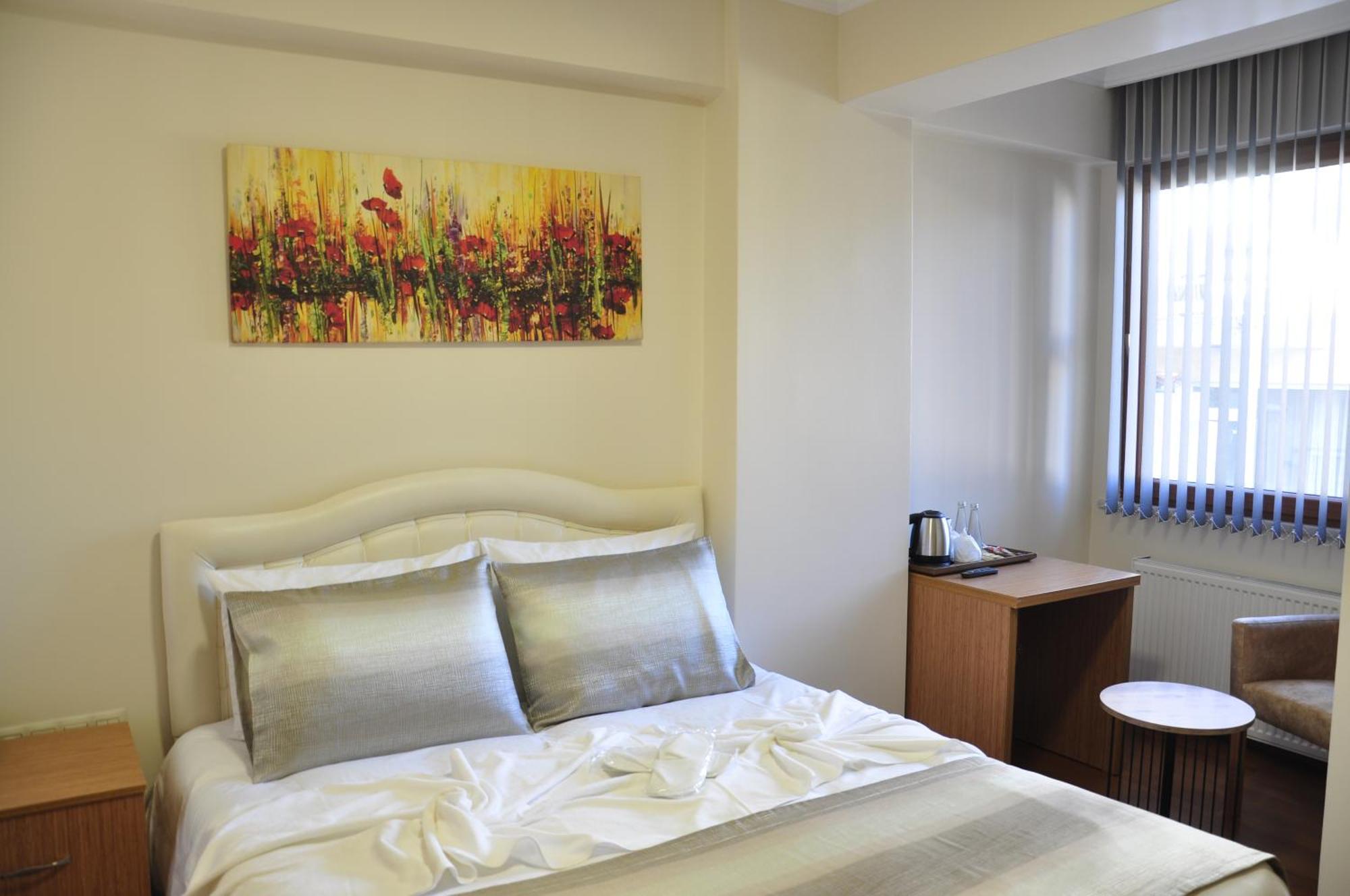 Hotel My World