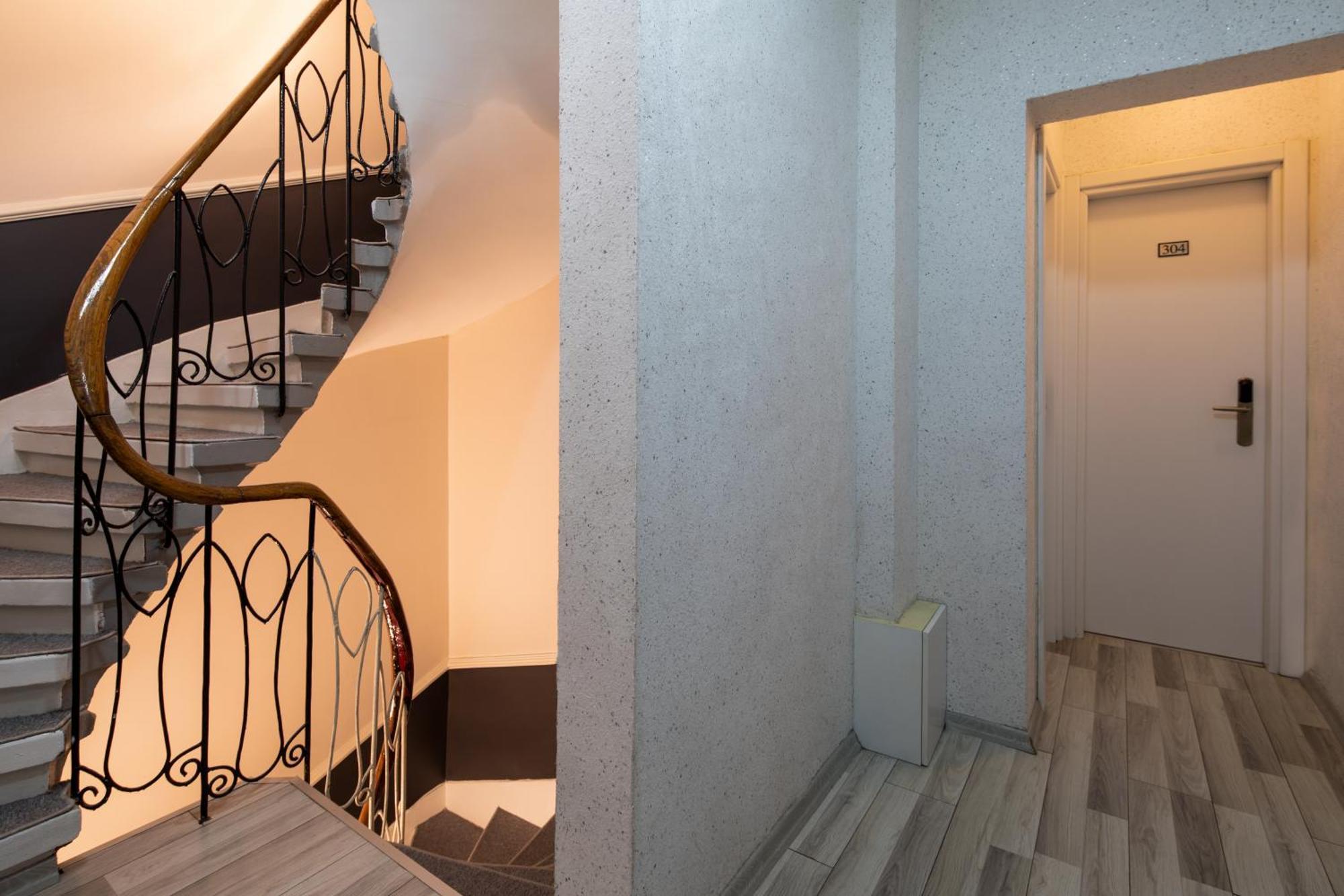 Tel Street Otel