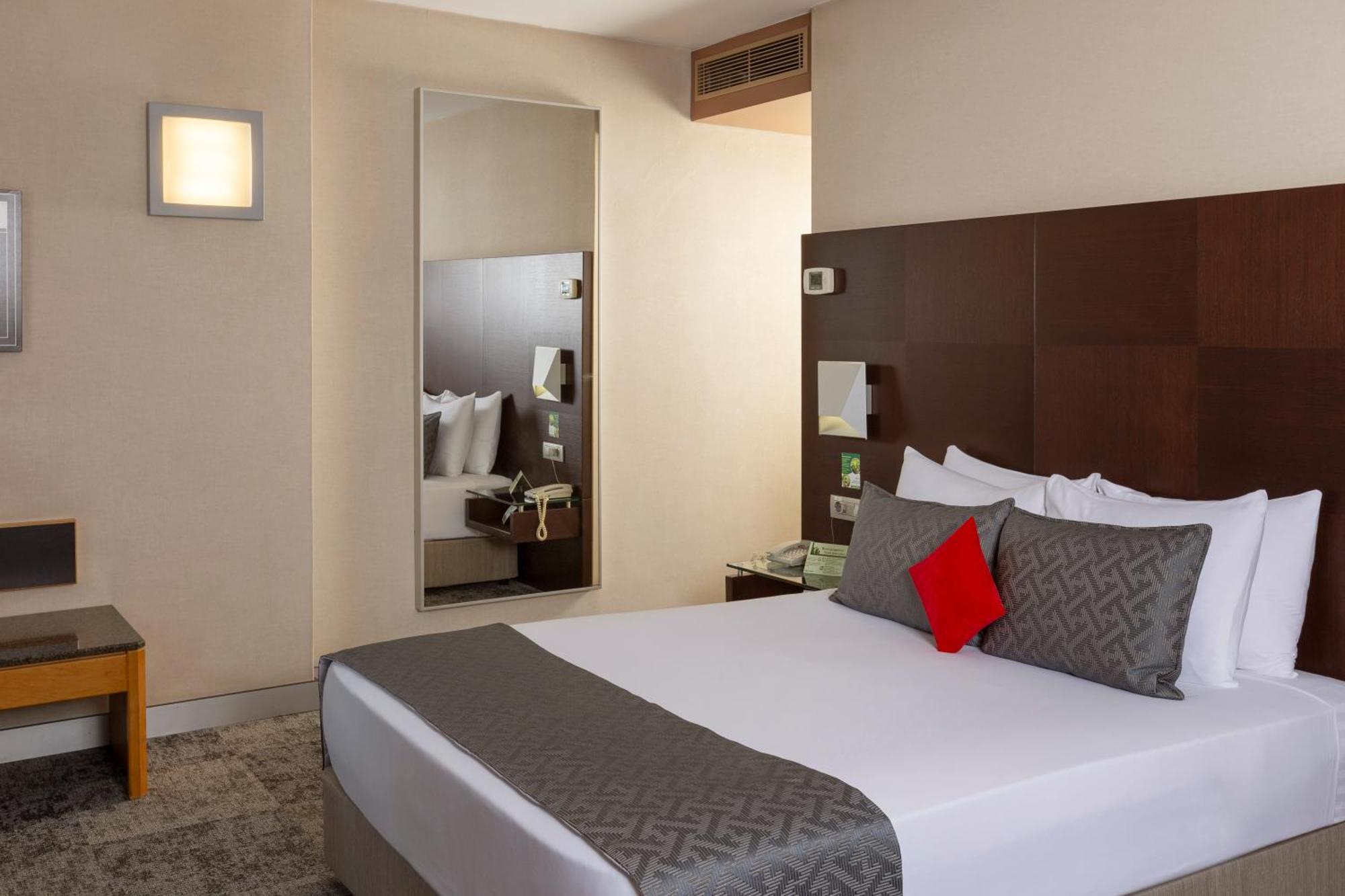 Hotel Nippon 4*