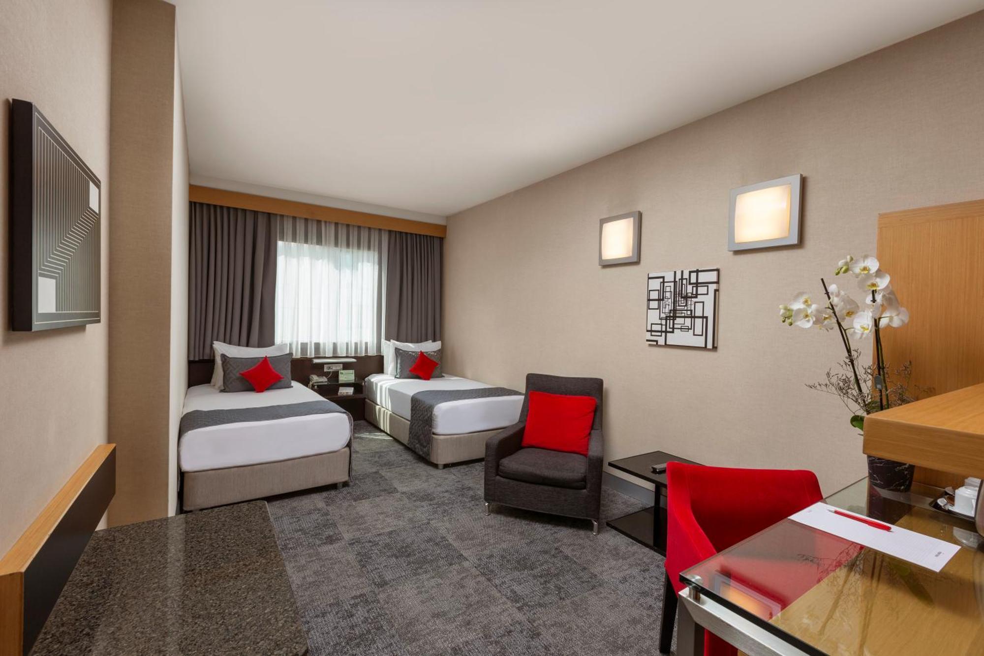 Nippon Hotel 4*