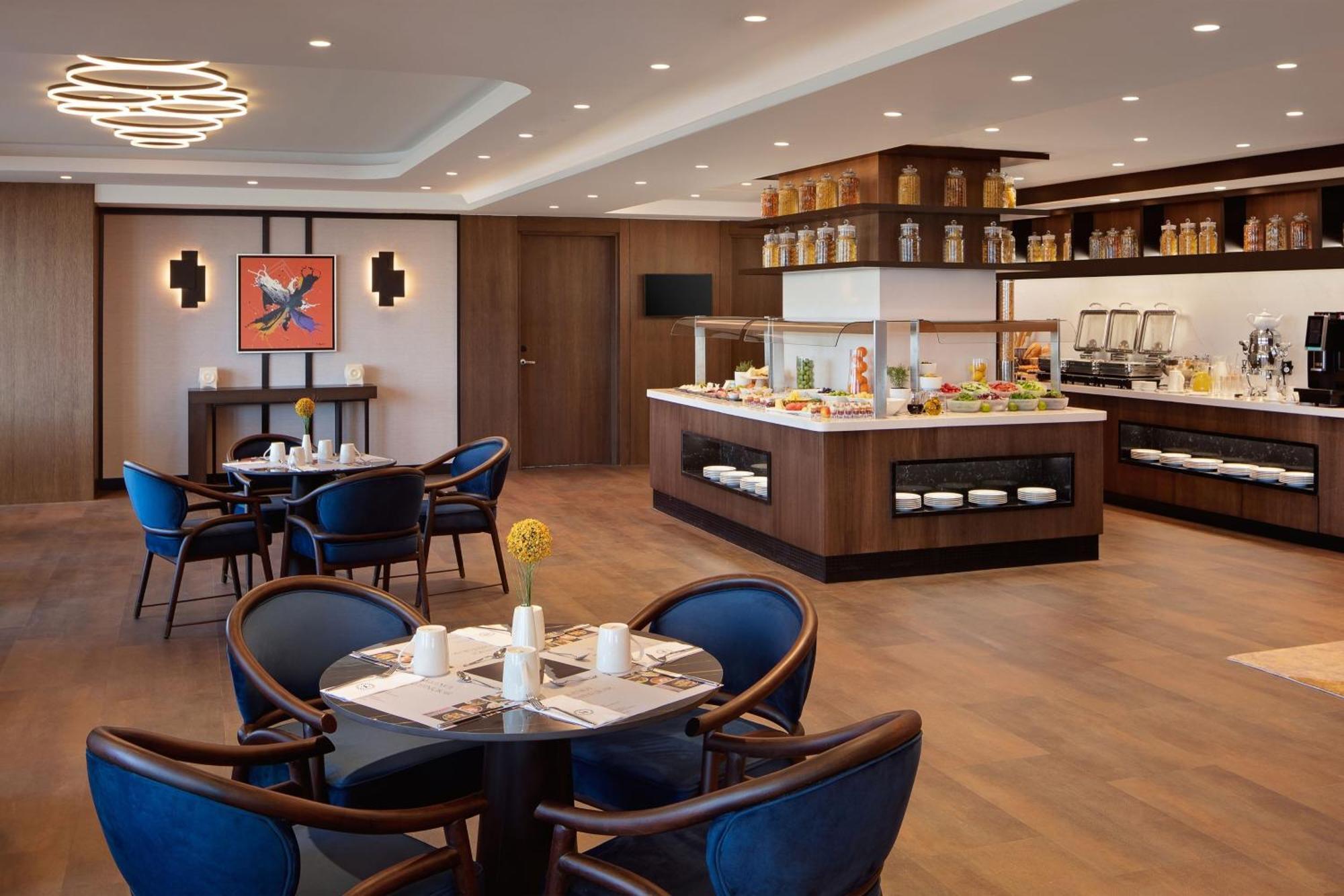 Sheraton Esenyurt Otel 5*