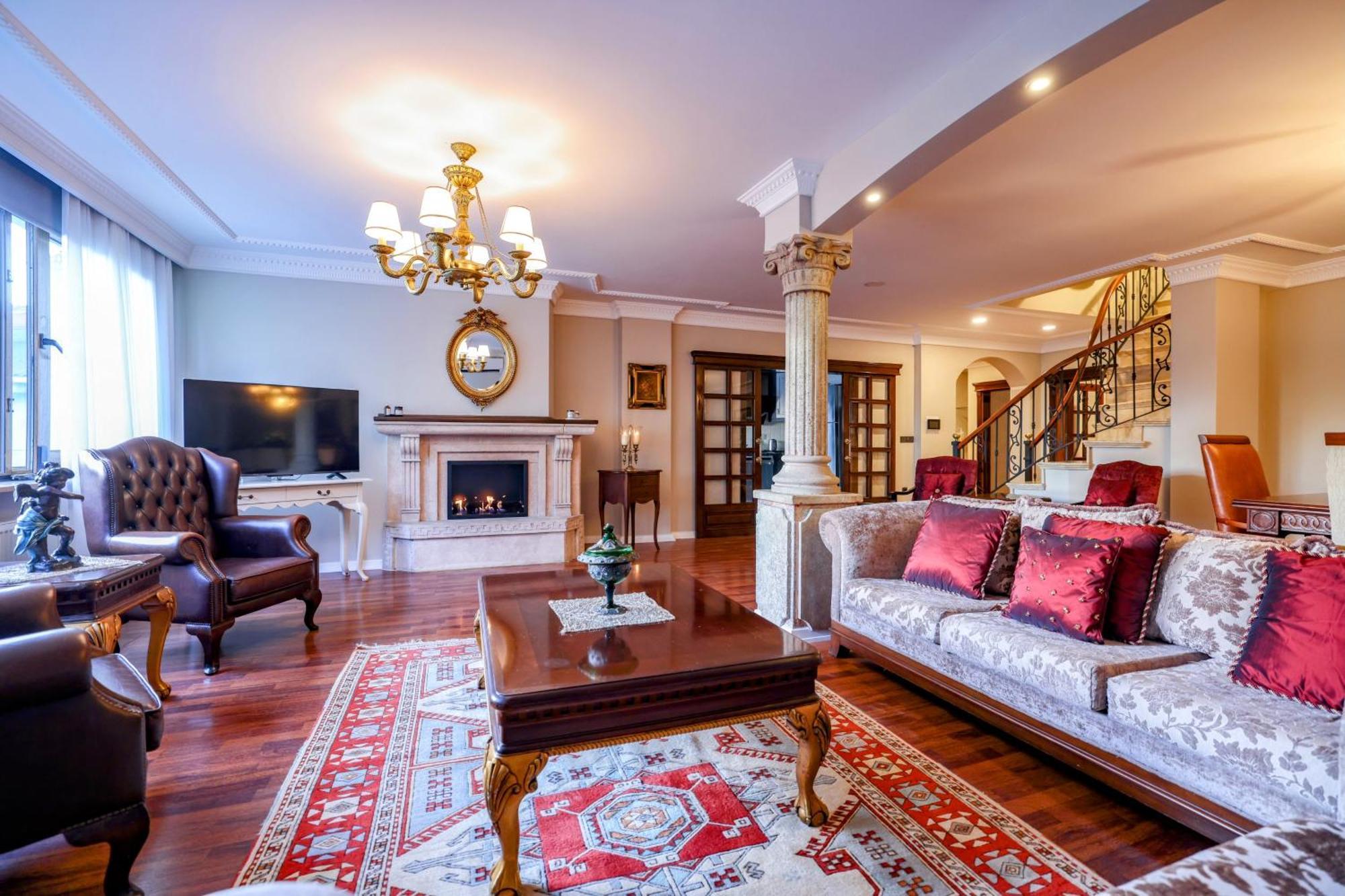 Isitmali Havuzlu Lueks Villa Istanbul