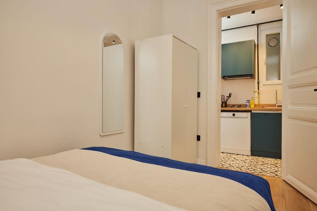 Charming 3br 2bath Ac In Center - Santur D8 Apartment