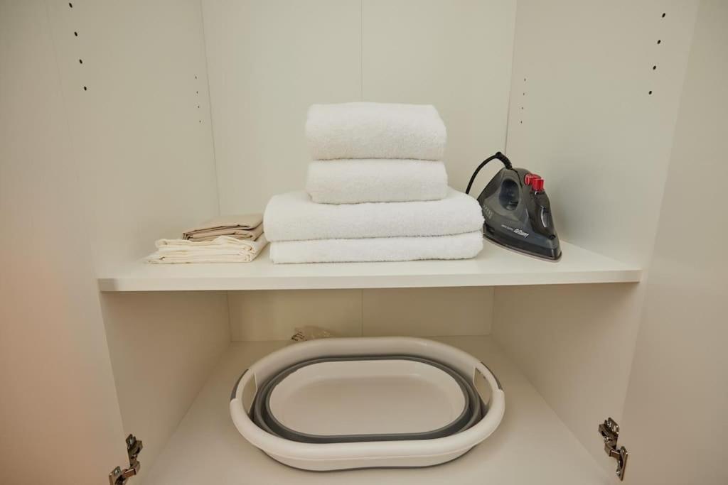 Apartment Charming 3br 2bath Ac In Center - Santur D8