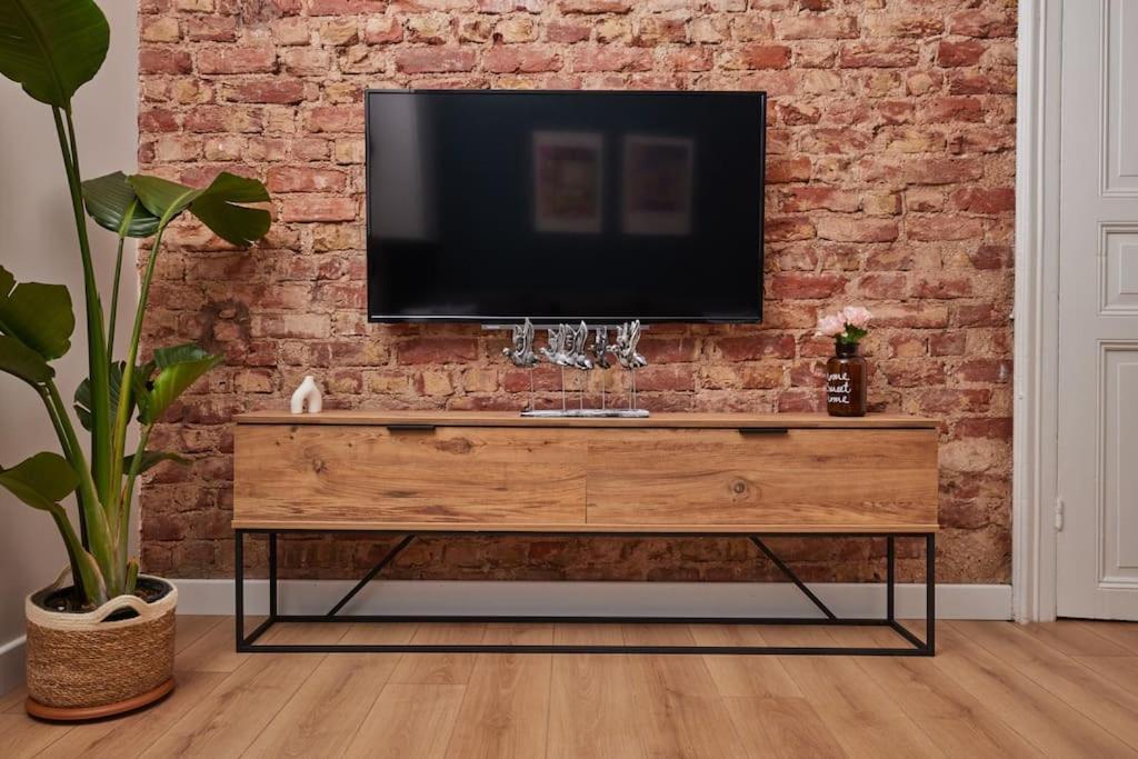 Charming 3br 2bath Ac In Center - Santur D8 Apartment Istanbul