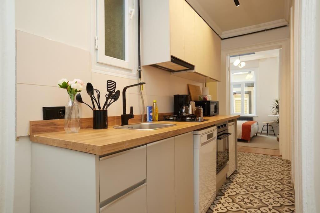Stunning 3br 2bath Ac In Center - Santur D3 Istanbul
