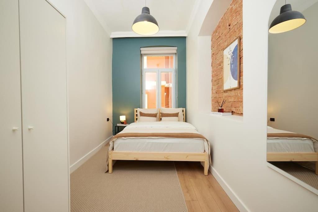 Stunning 3br 2bath Ac In Center - Santur D3 Apartment *