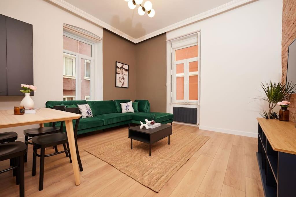 Apartment Charming 2br Ac In Center - Santur D1 Istanbul