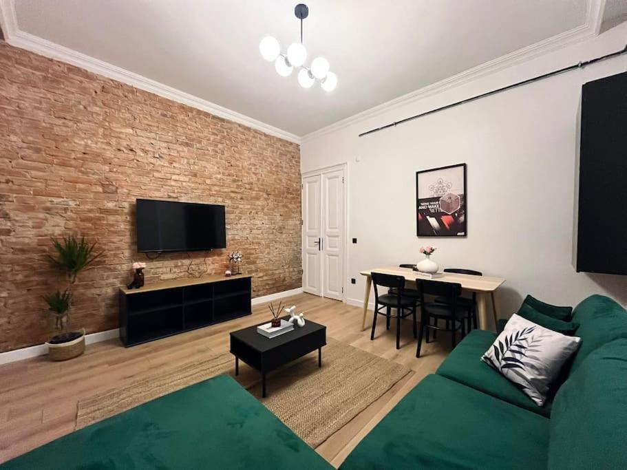 Charming 2br Ac In Center - Santur D1 Istanbul