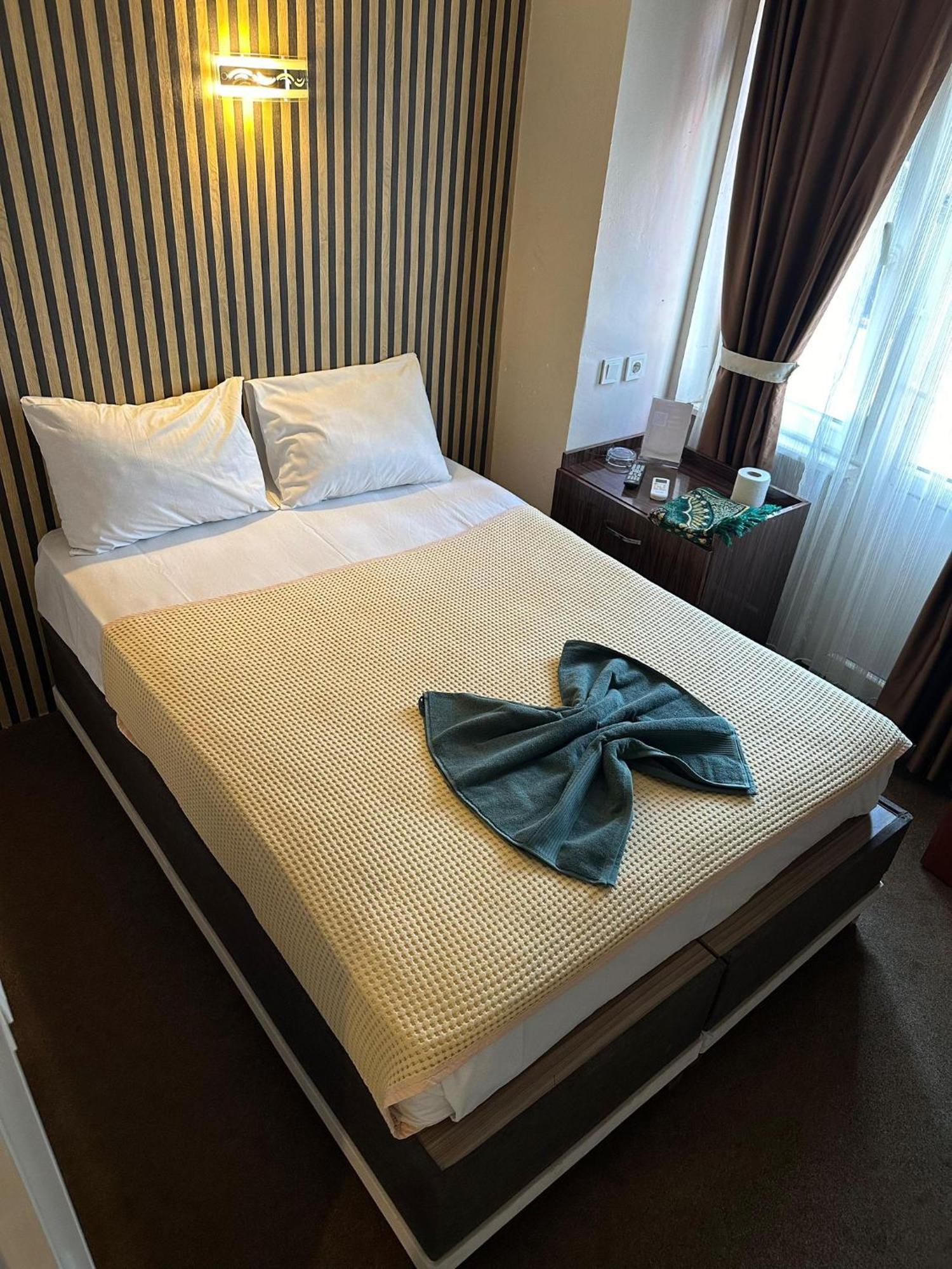 Hotel Metropol 1 2*
