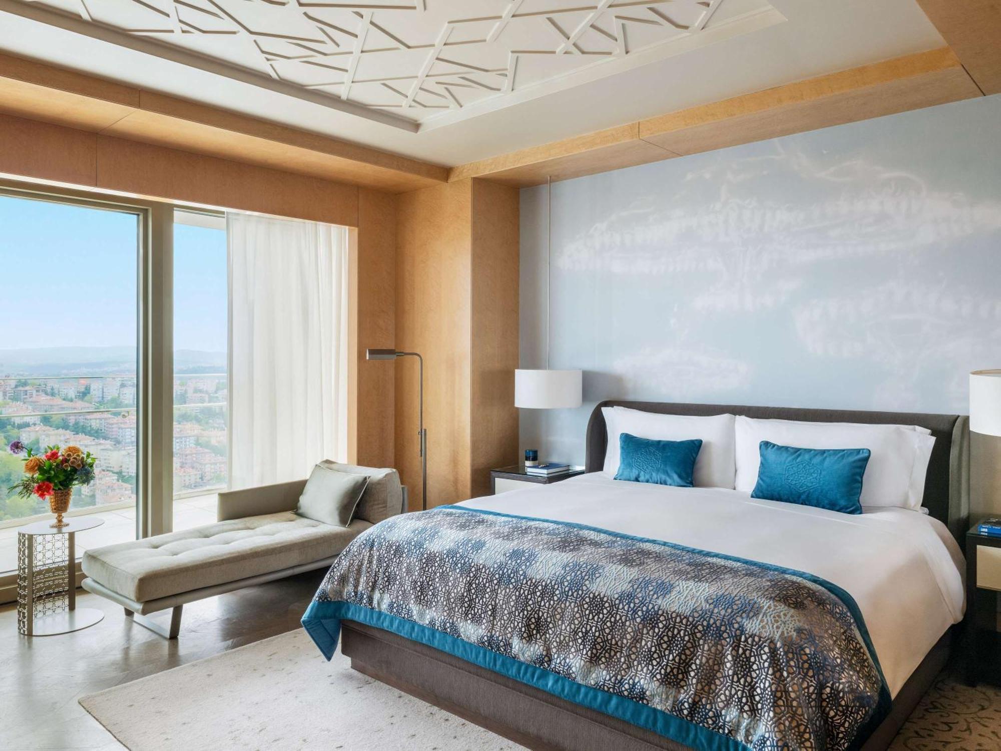 Hotel Raffles 5*