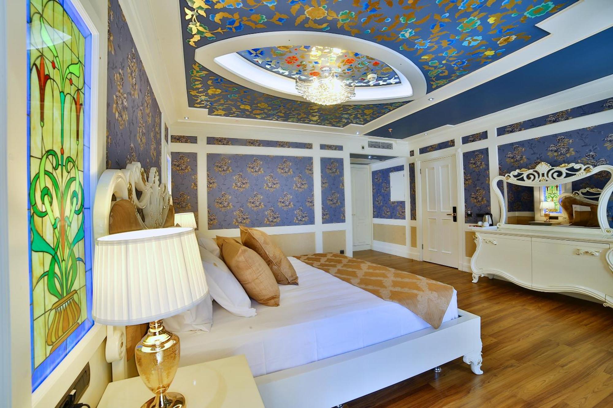 Seven Hills Palace & Istanbul