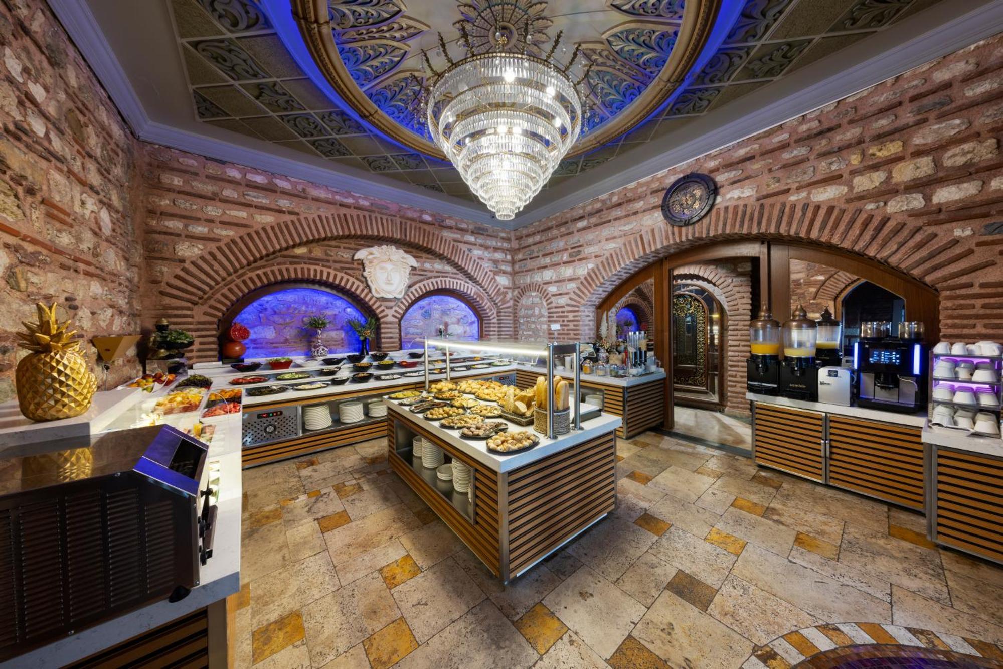 Seven Hills Palace & Hotel Istanbul