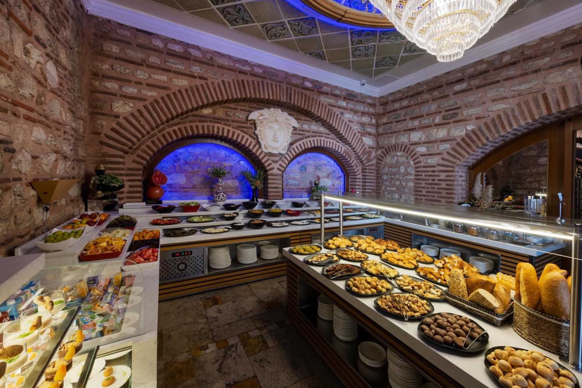 Seven Hills Palace & Istanbul