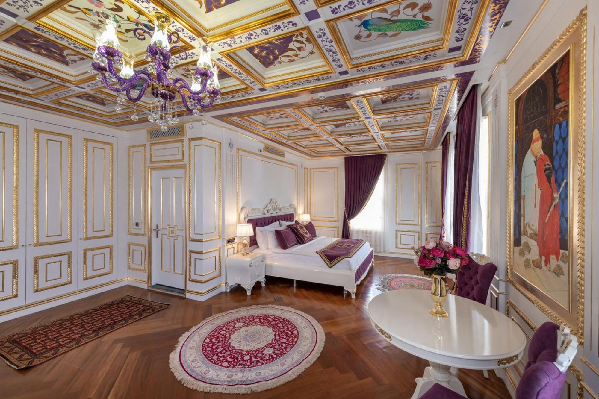 Seven Hills Palace &