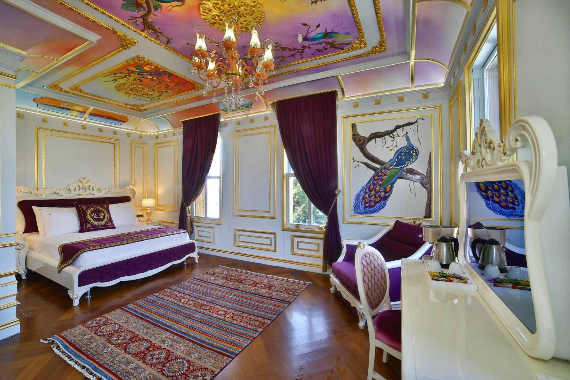 Seven Hills Palace & Hotel 4*