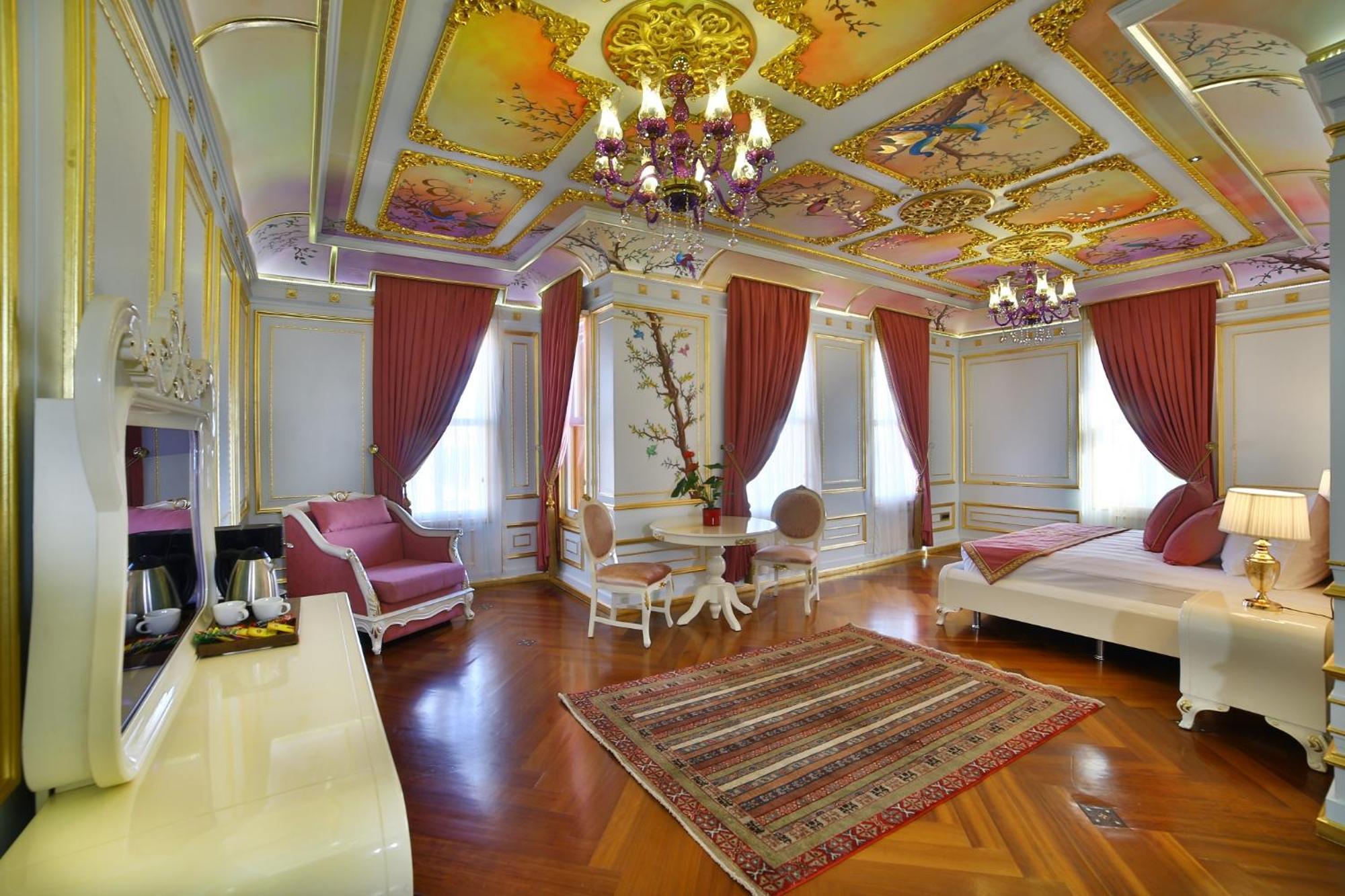 Seven Hills Palace &