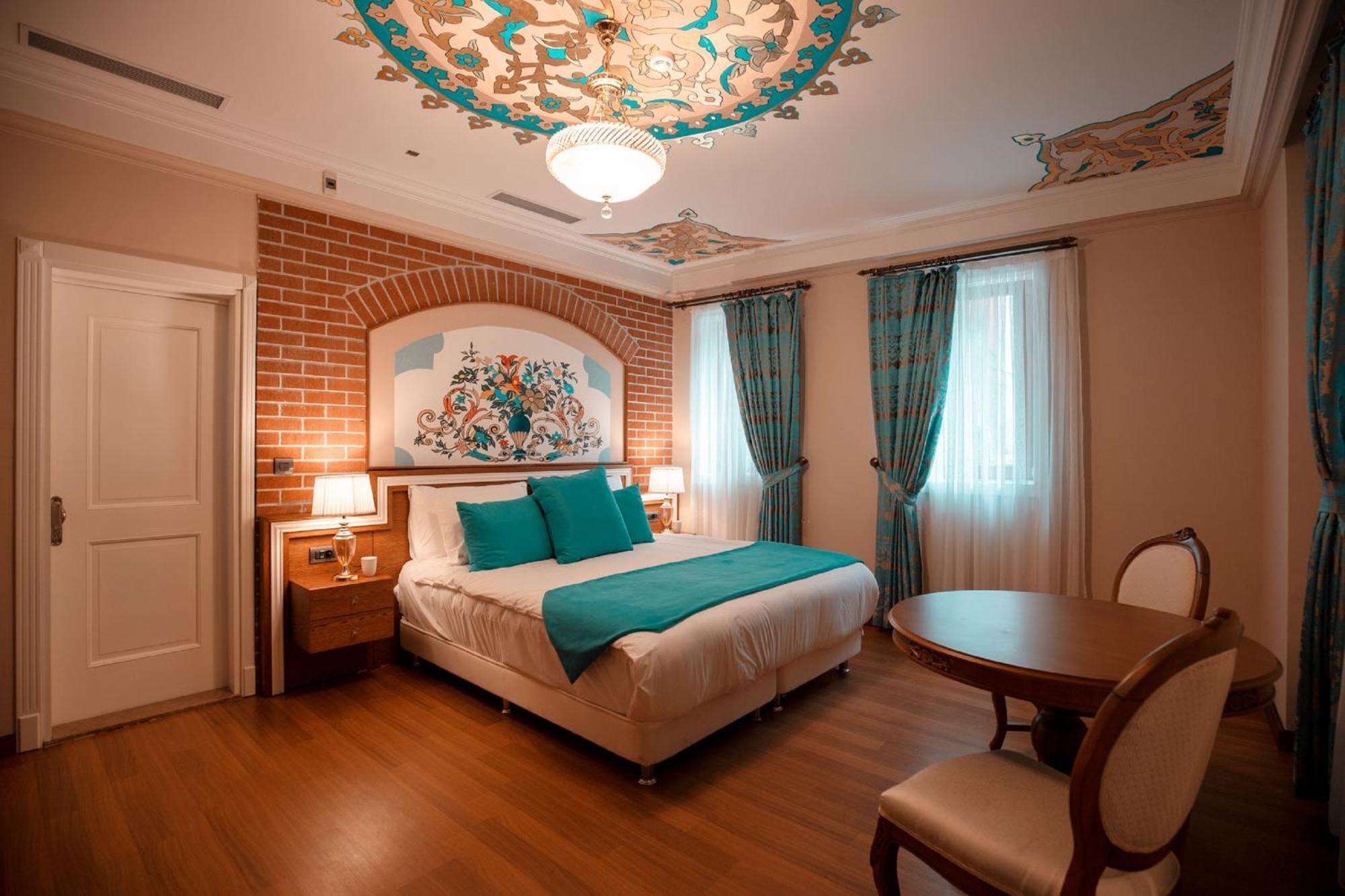 Hotel Seven Hills Palace & Istanbul