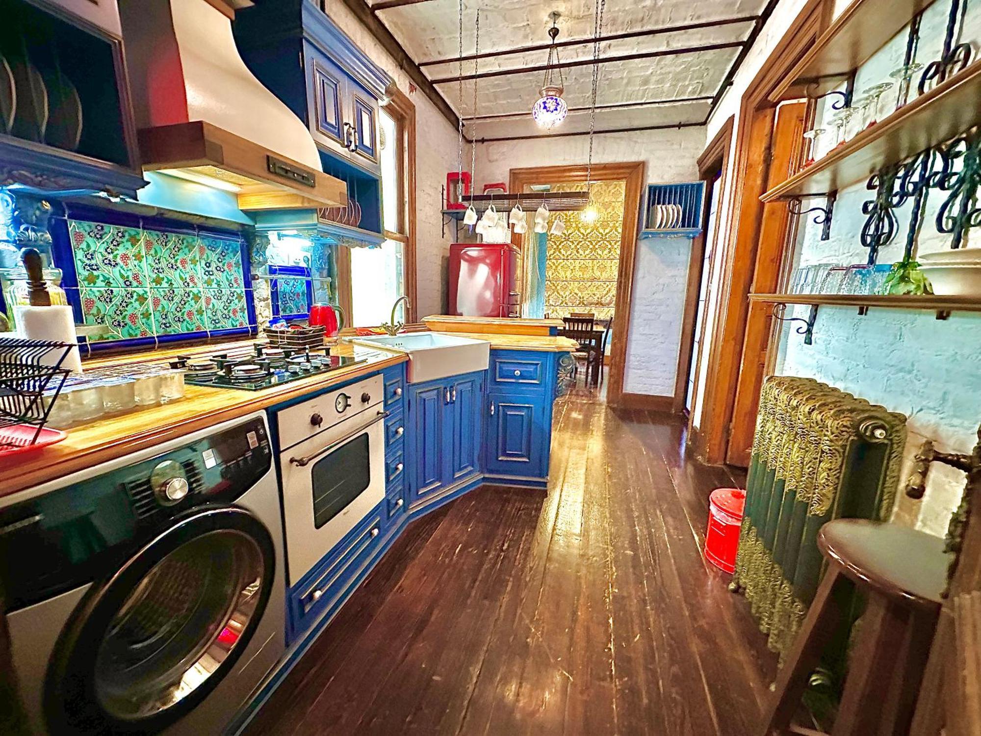 Golden Boutique Taksim 3*