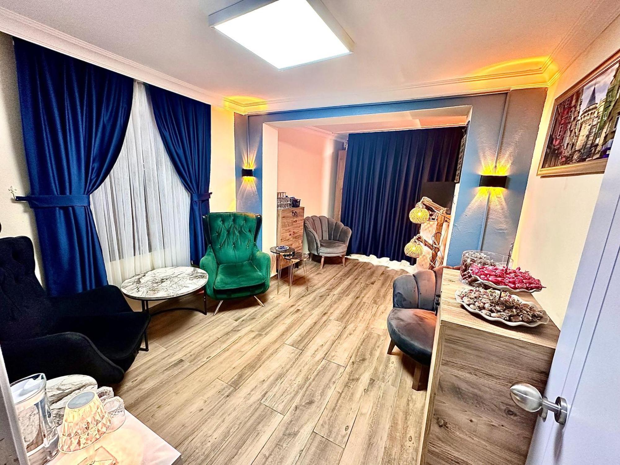 Golden Boutique Taksim 3*