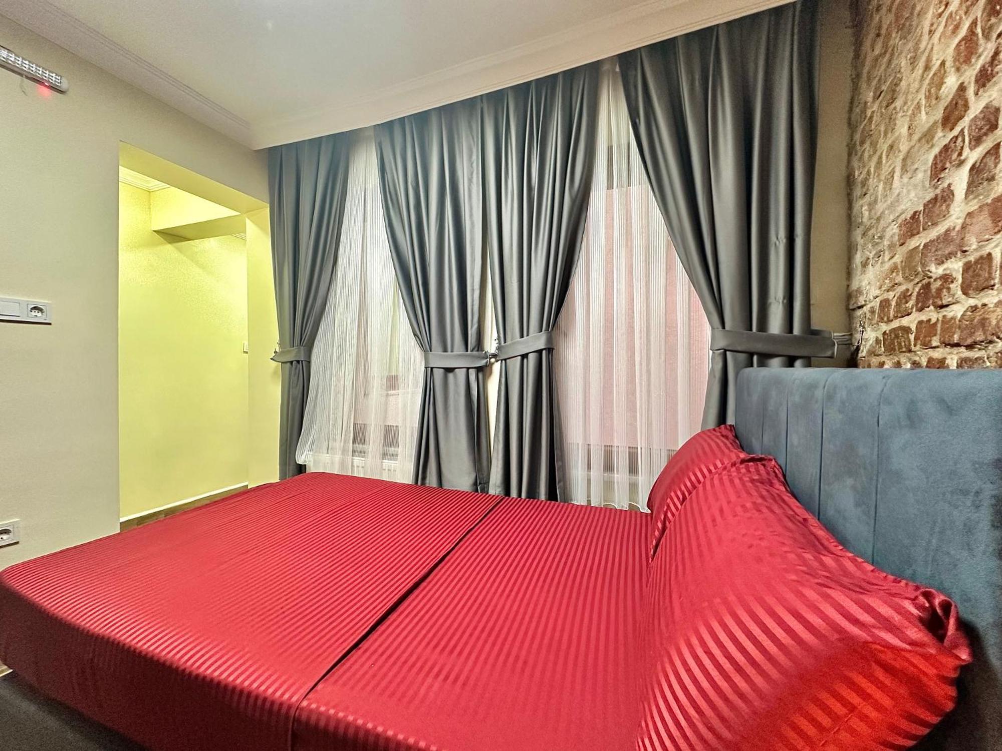 Golden Boutique Taksim Hotel 3*