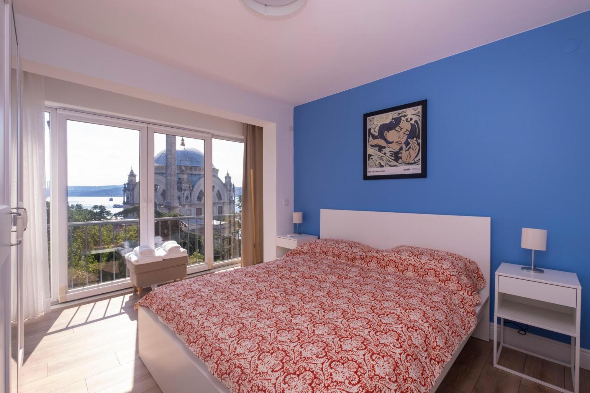 Contemporary Waterfront With A Stunning View Apartment *