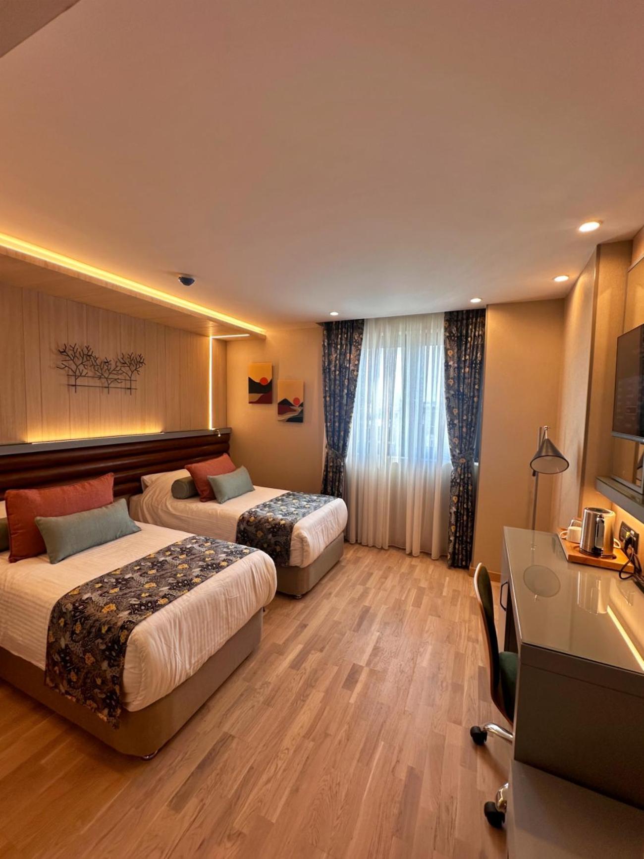 Sapphire Otel
