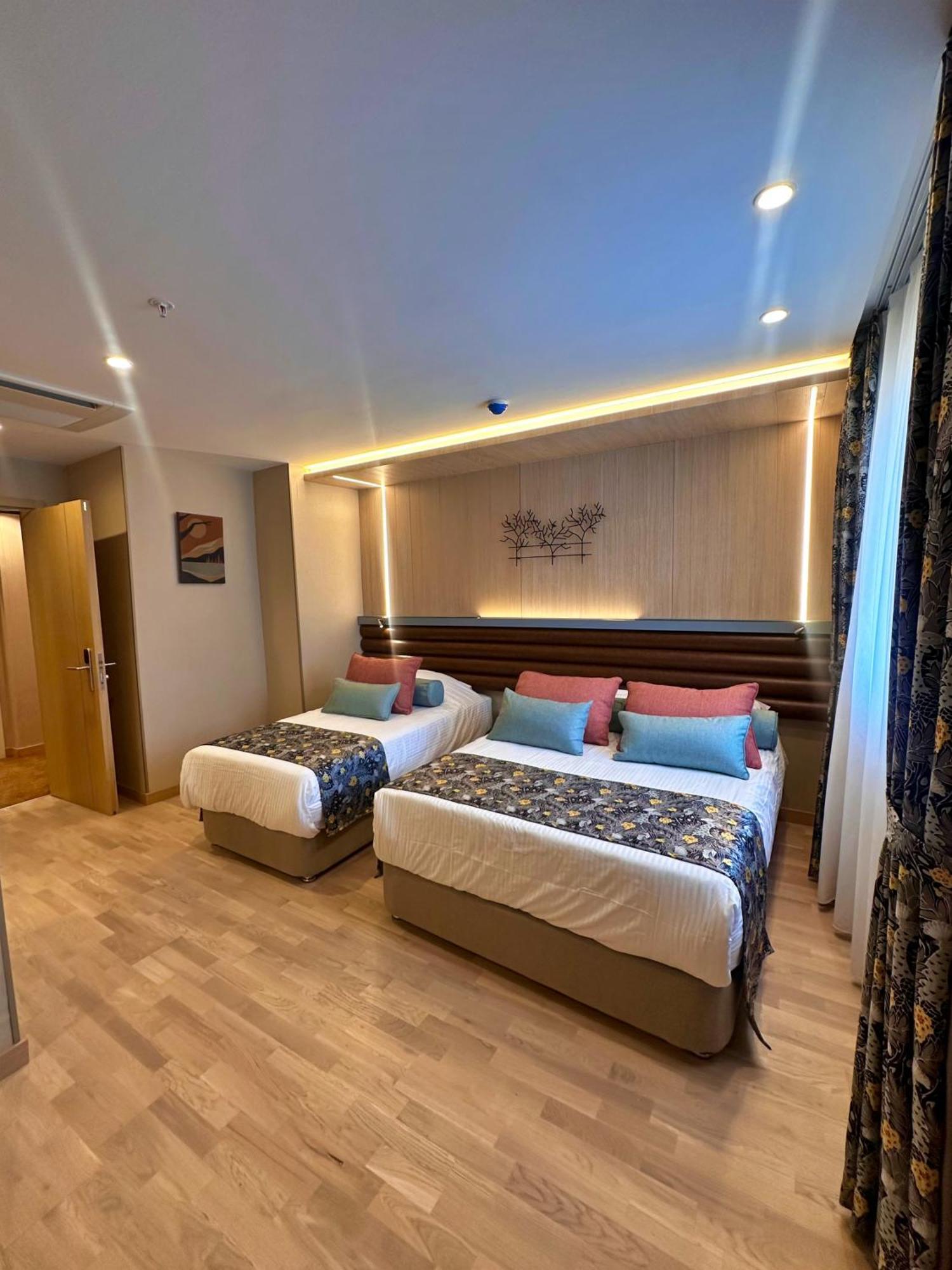 Sapphire Otel