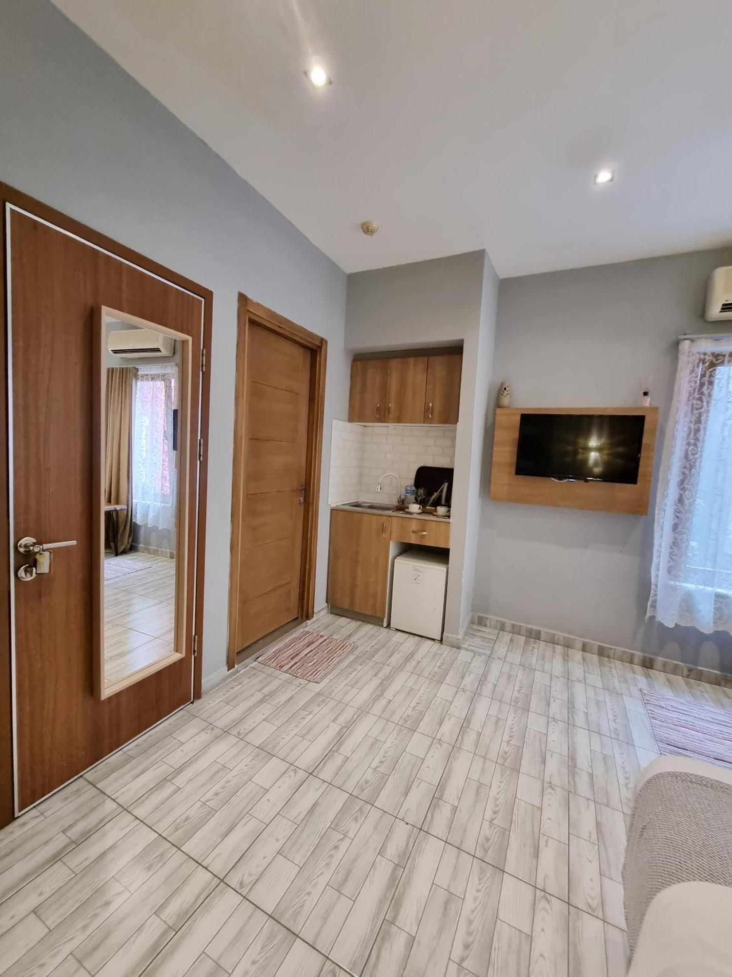 Aparthotel Mayata Gallery *