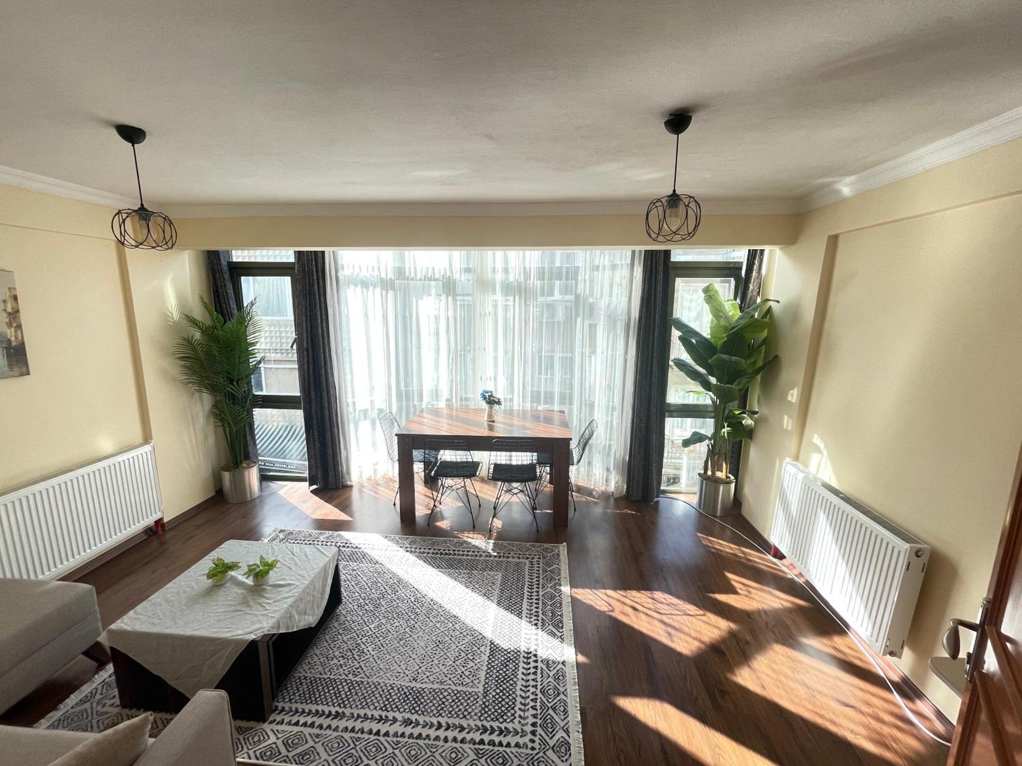 Apartment In Historic Uskudar Istanbul