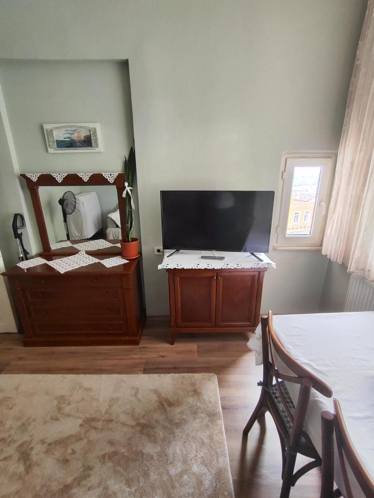 Sweet Apartment