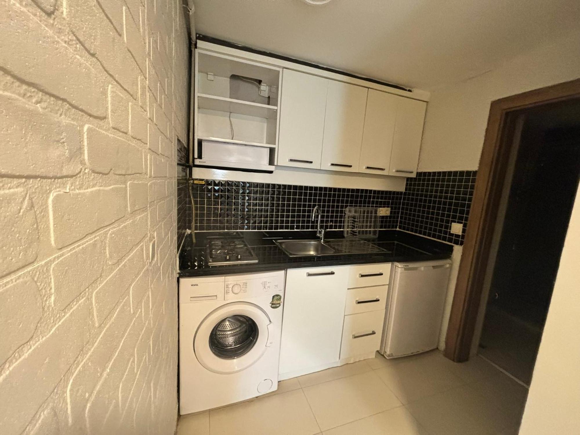 Cozy Garden-level Near Taksim
