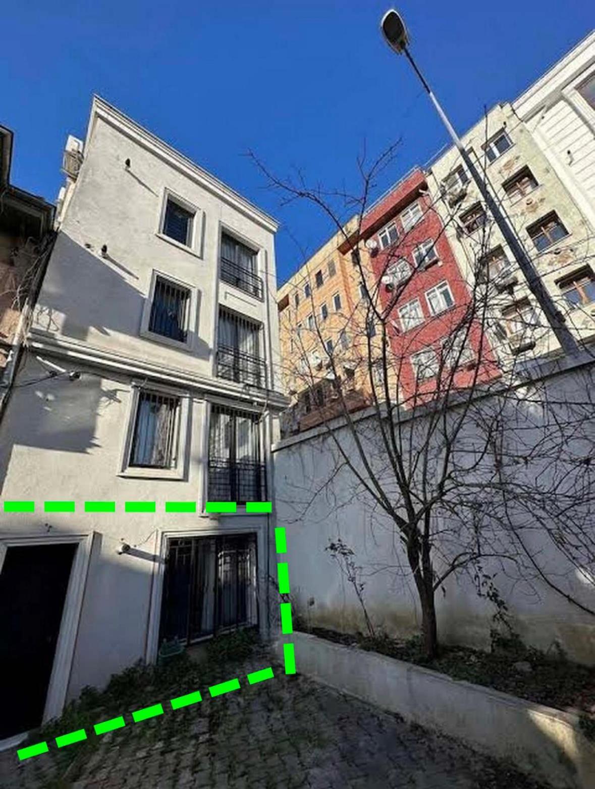 Apartment Cozy Garden-level Near Taksim