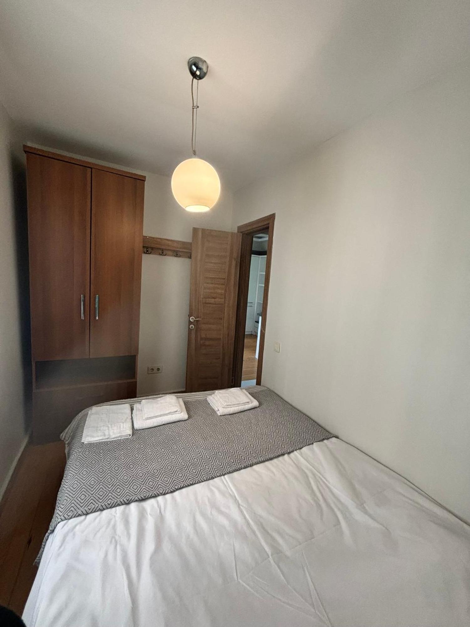 Charming Compact Near Taksim Beyoglu No2 *