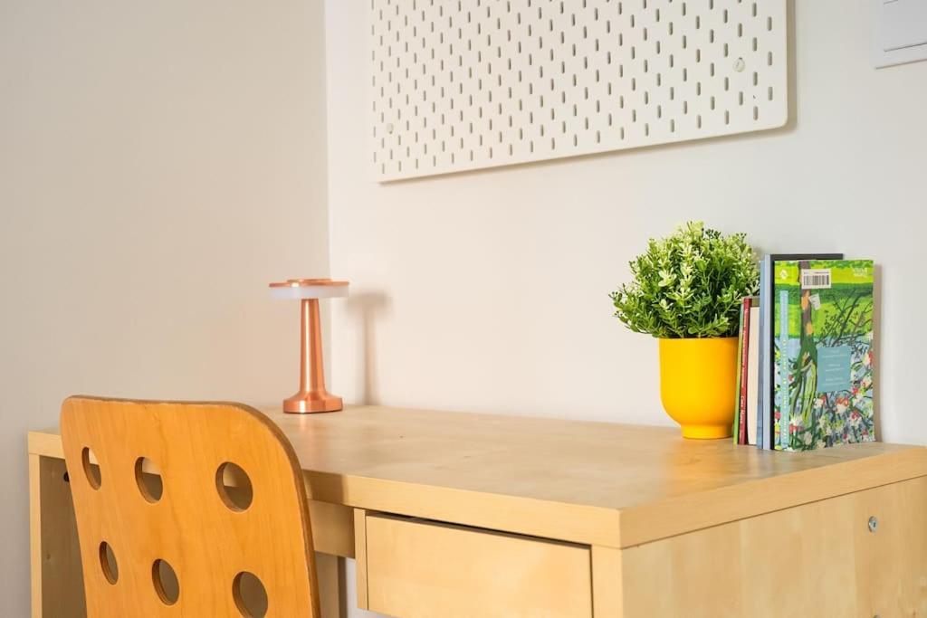 Apartment Cozy Flat In Kadikoey 2br New Hou Istanbul