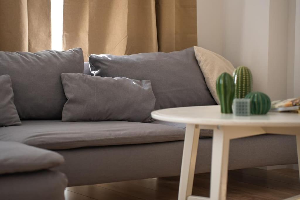 Cozy Flat In Kadikoey 2br New Hou Apartment *