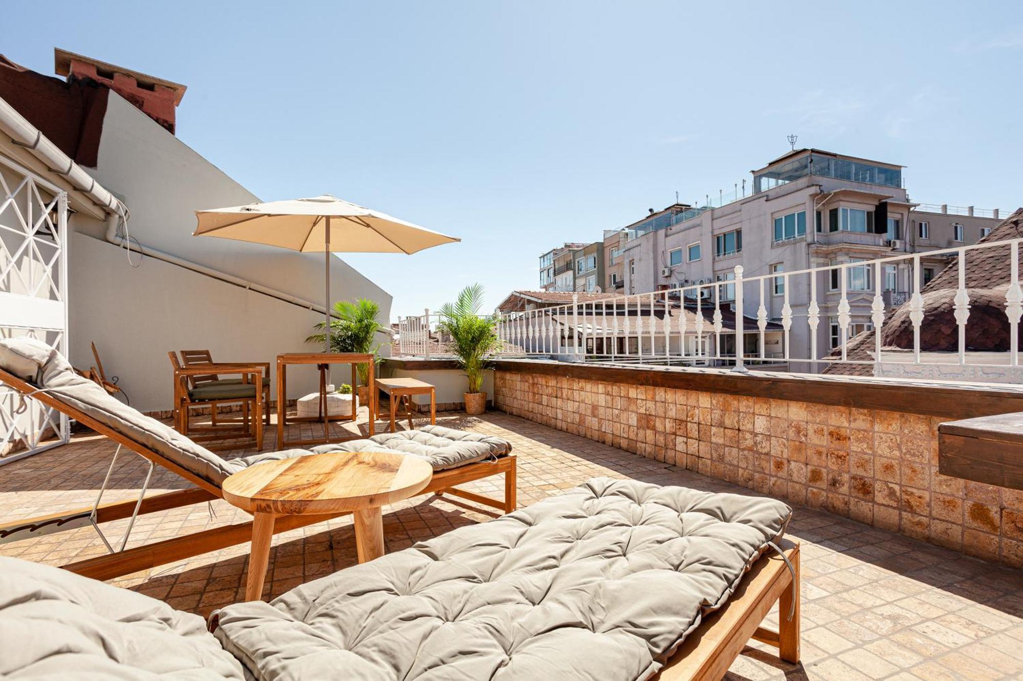 Cihangir, And Peaceful Apartment *