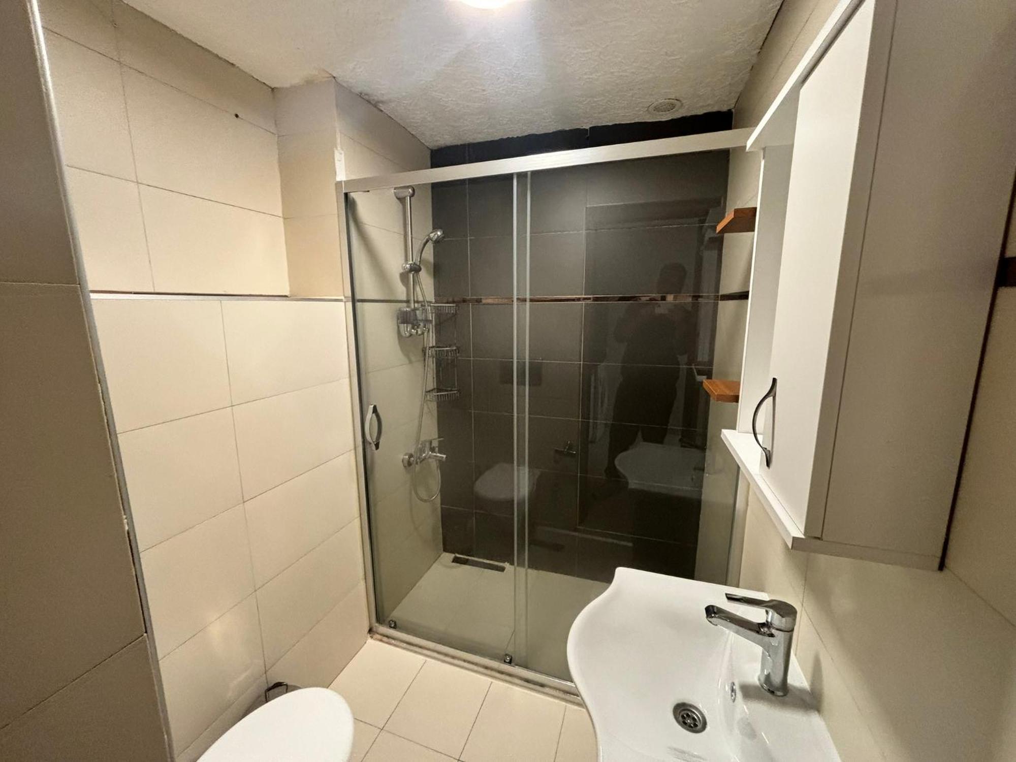 Cozy Garden-level Near Taksim Apartment *