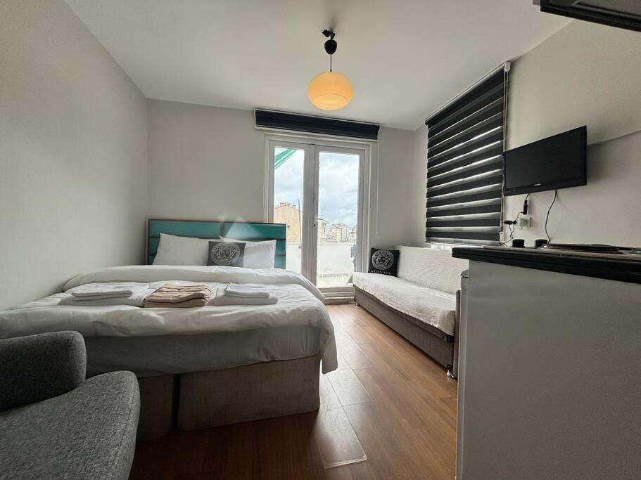 Apartment Sunny Terrace Retreat Near Taksim Square *