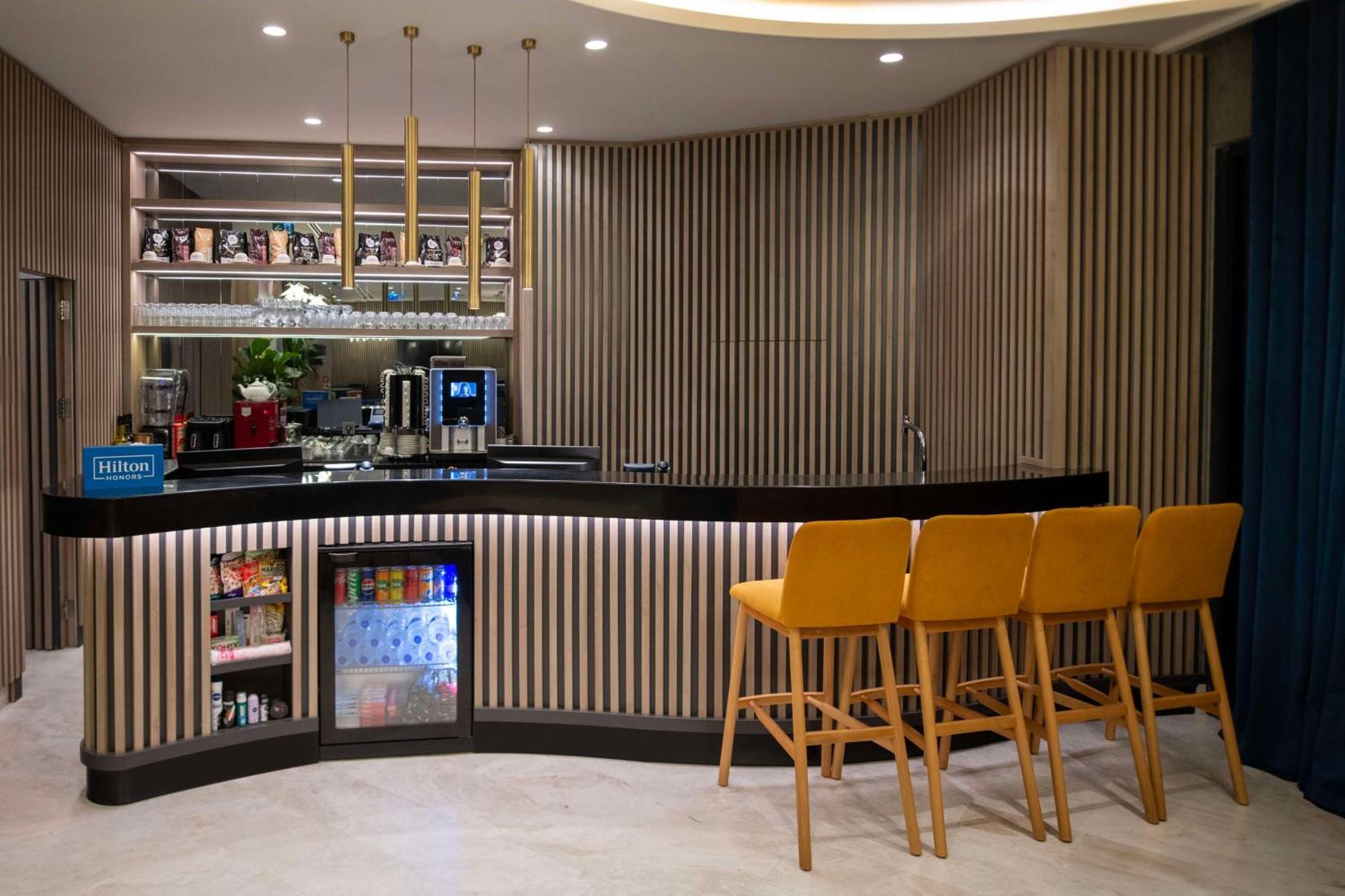 Hotel Hampton By Hilton Merter