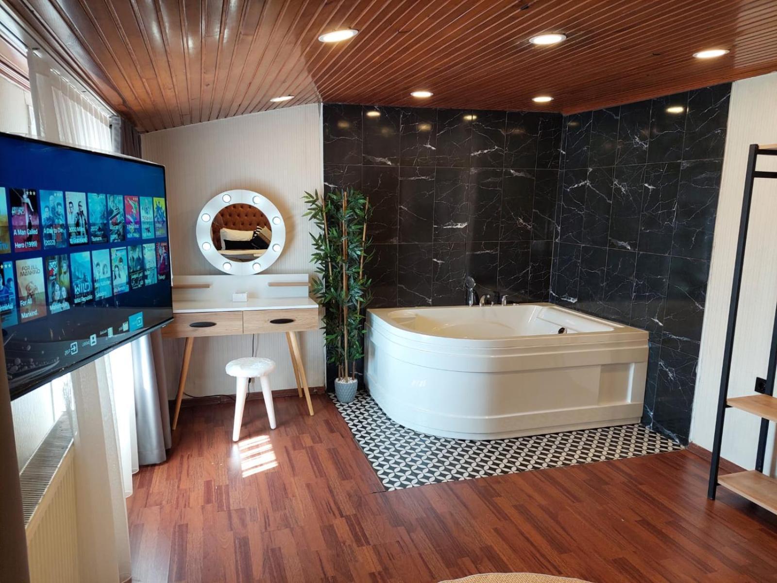 Findikzade Seaside Flats In Lively Fatih Area Very Near Metro And Tourist Sights Istanbul