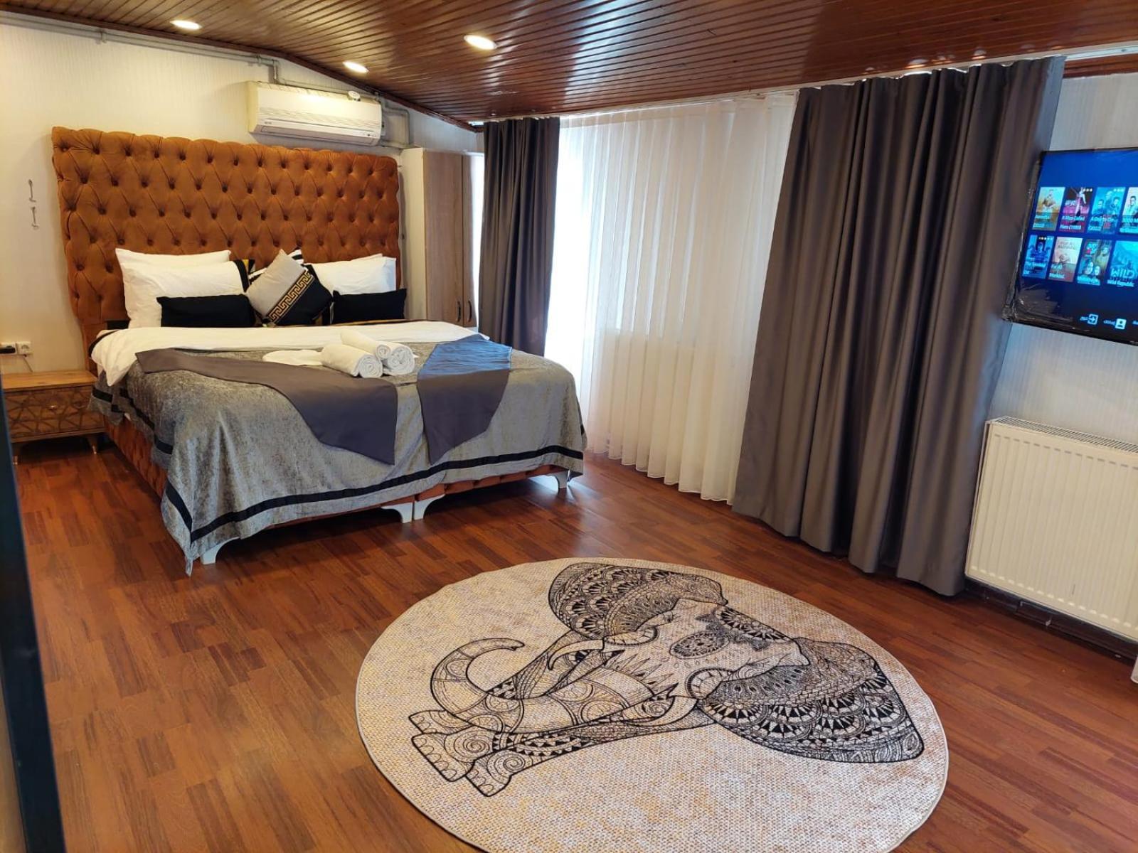 Apartment Findikzade Seaside Flats In Lively Fatih Area Very Near Metro And Tourist Sights