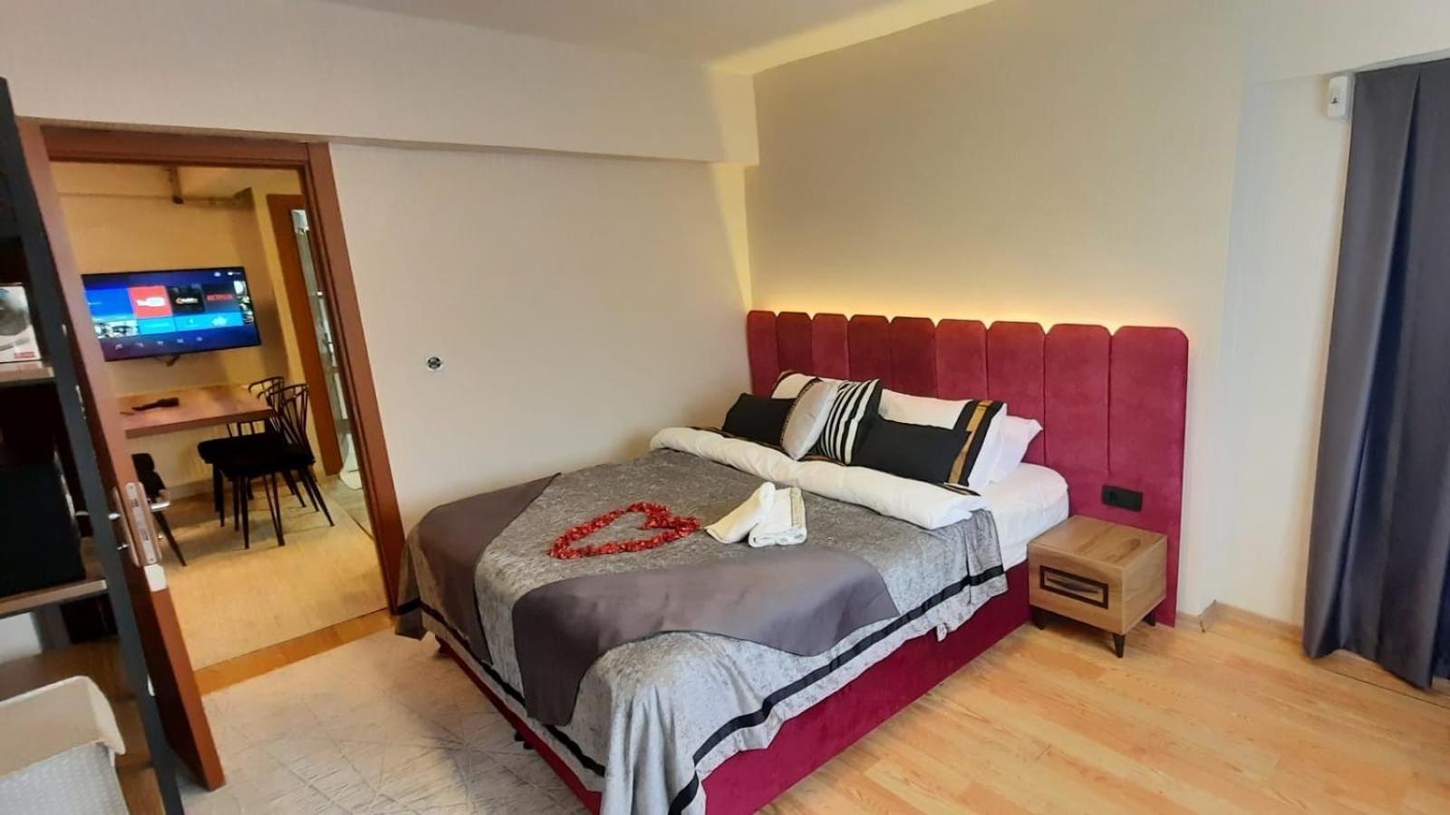 Findikzade Seaside Flats In Lively Fatih Area Very Near Metro And Tourist Sights Istanbul