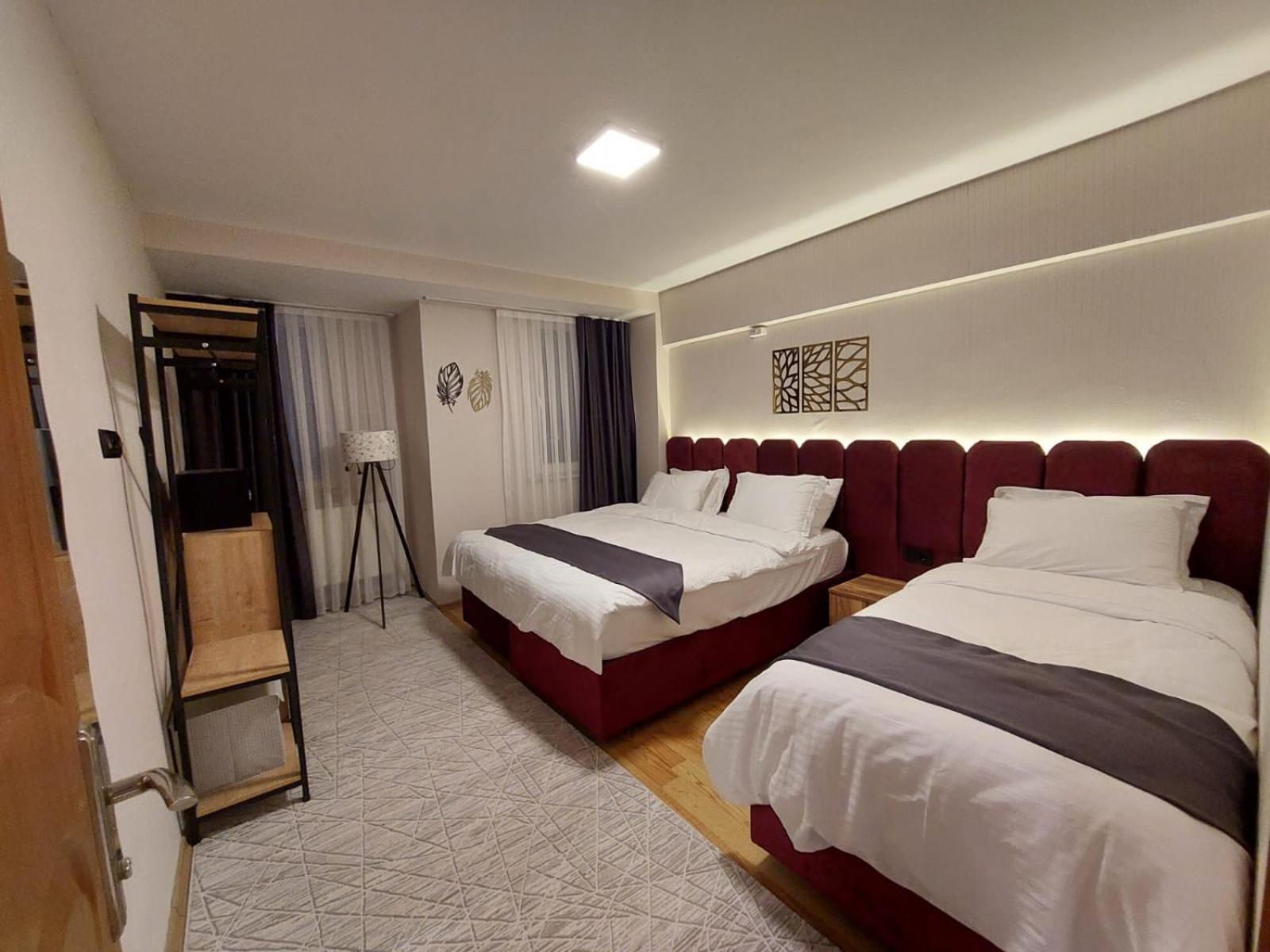 Findikzade Seaside Flats In Lively Fatih Area Very Near Metro And Tourist Sights Apartment *