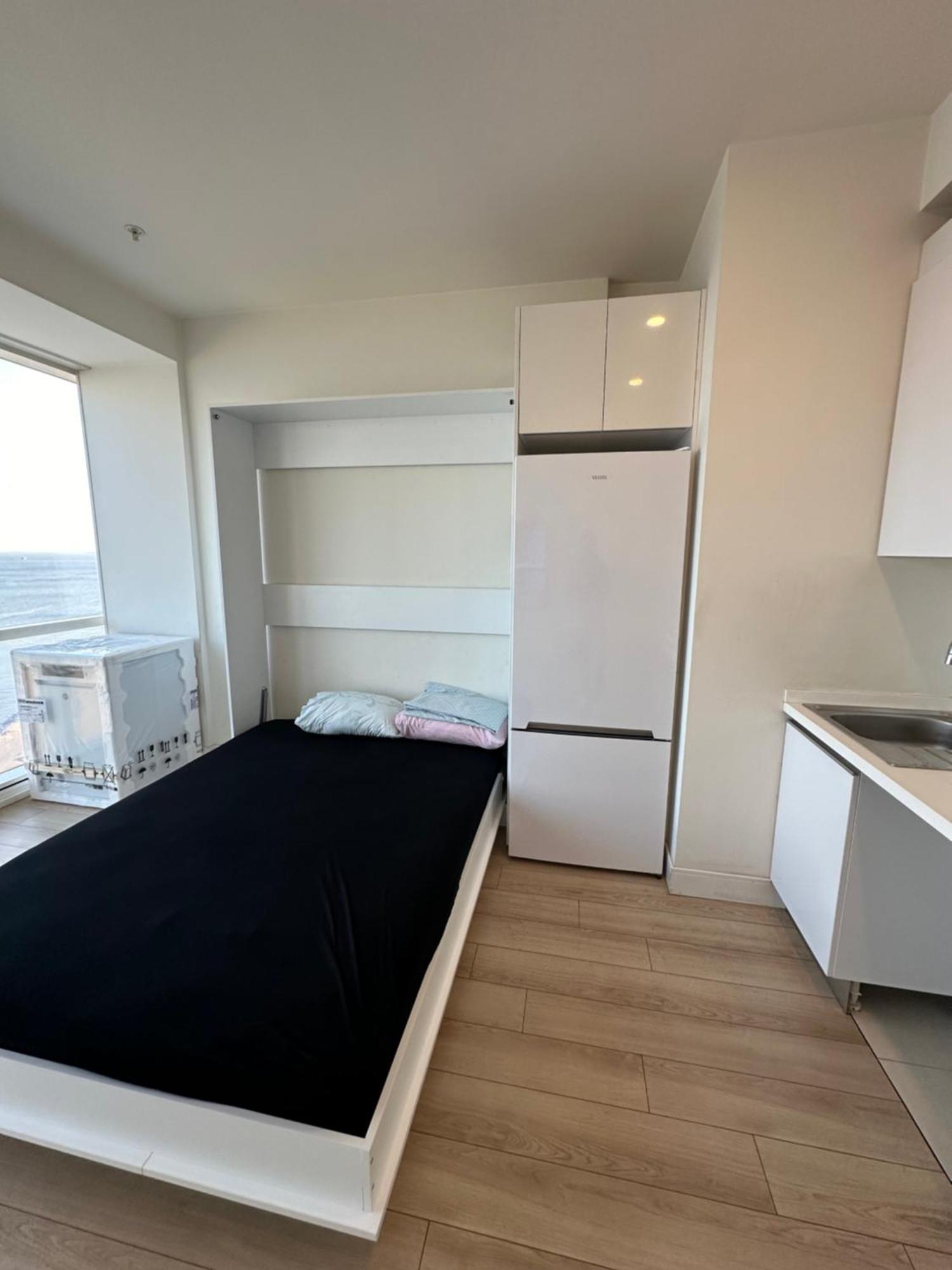 Apartment Deniz Kenarinda Muethis Deniz Manzarali Rezisans